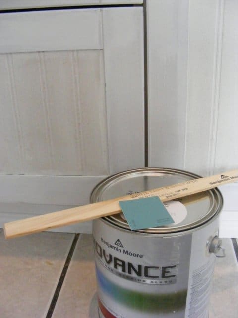 Benjamin-Moore-Kitchen-Cabinet-Paint-Teal-Aqua
