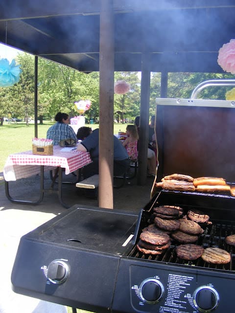 barbeque-at-birthday-party